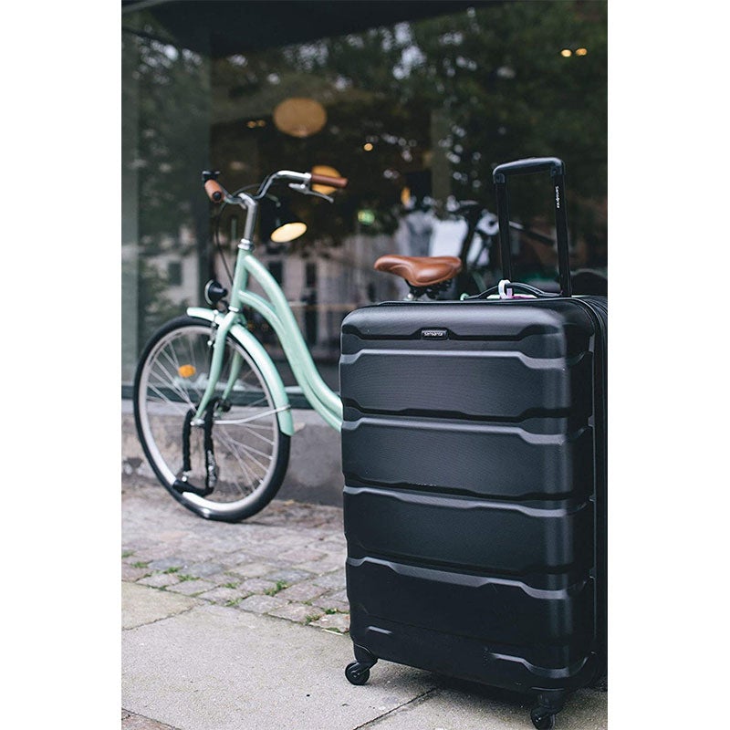 Samsonite Omni PC Hardside Expandable Luggage with Spinner Wheels, Checked-Large 28-Inch