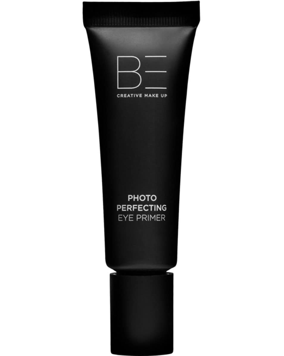 photo perfecting EYE PRIMER