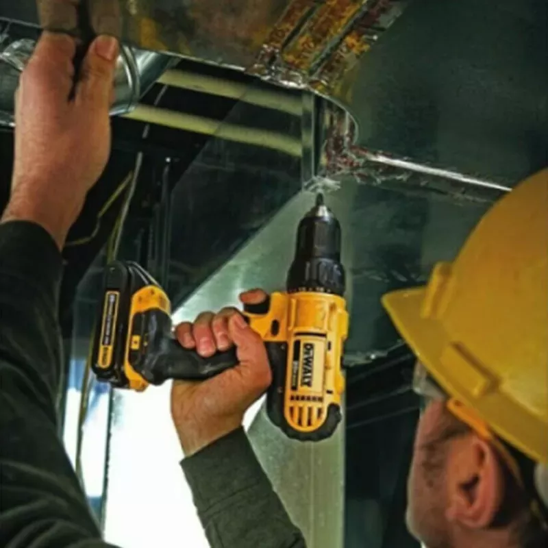 DEWALT 18V Li-Ion Cordless Combo Kit(28-TOOL)