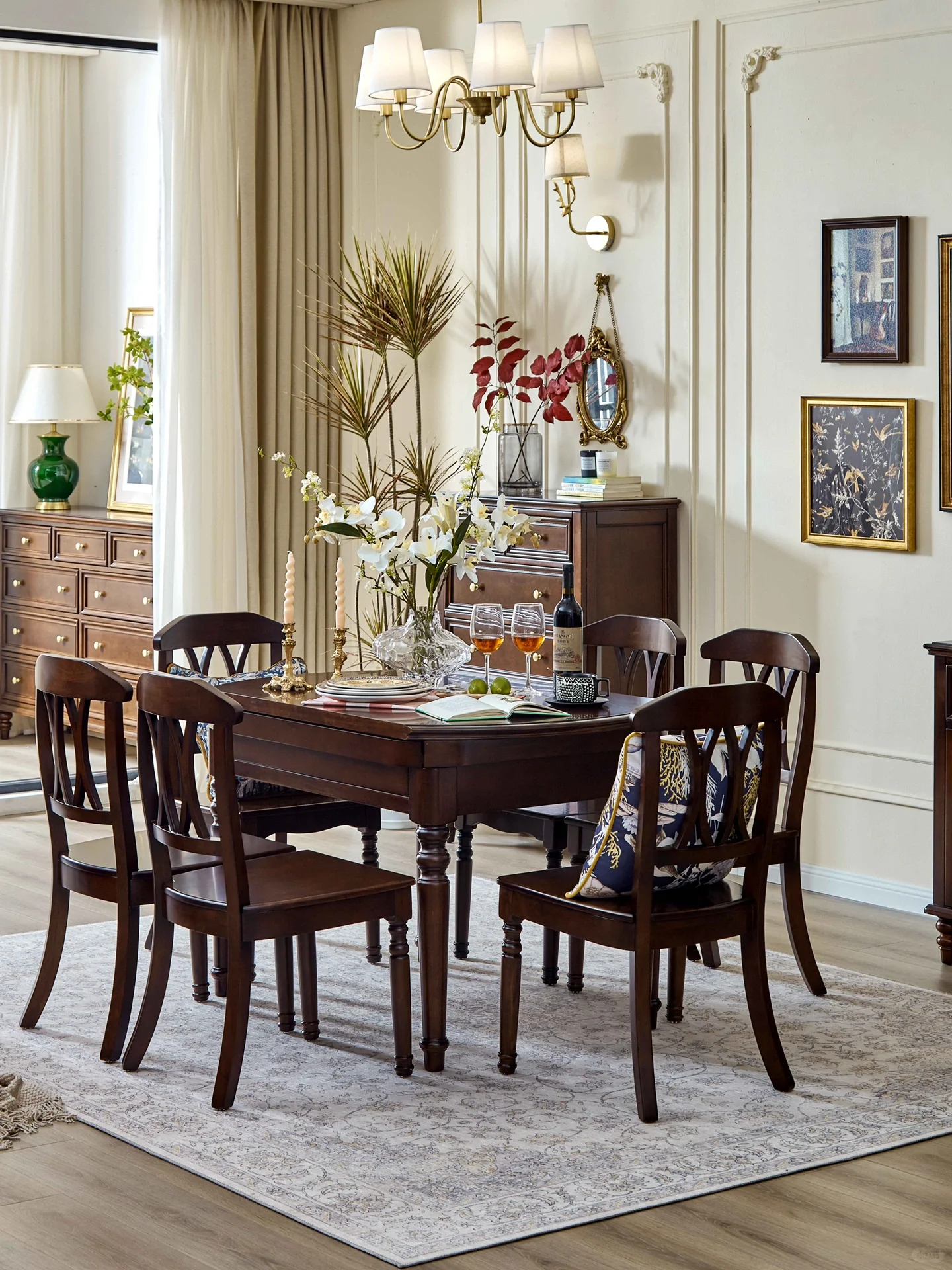 Retractable all solid wood table, small table to large table