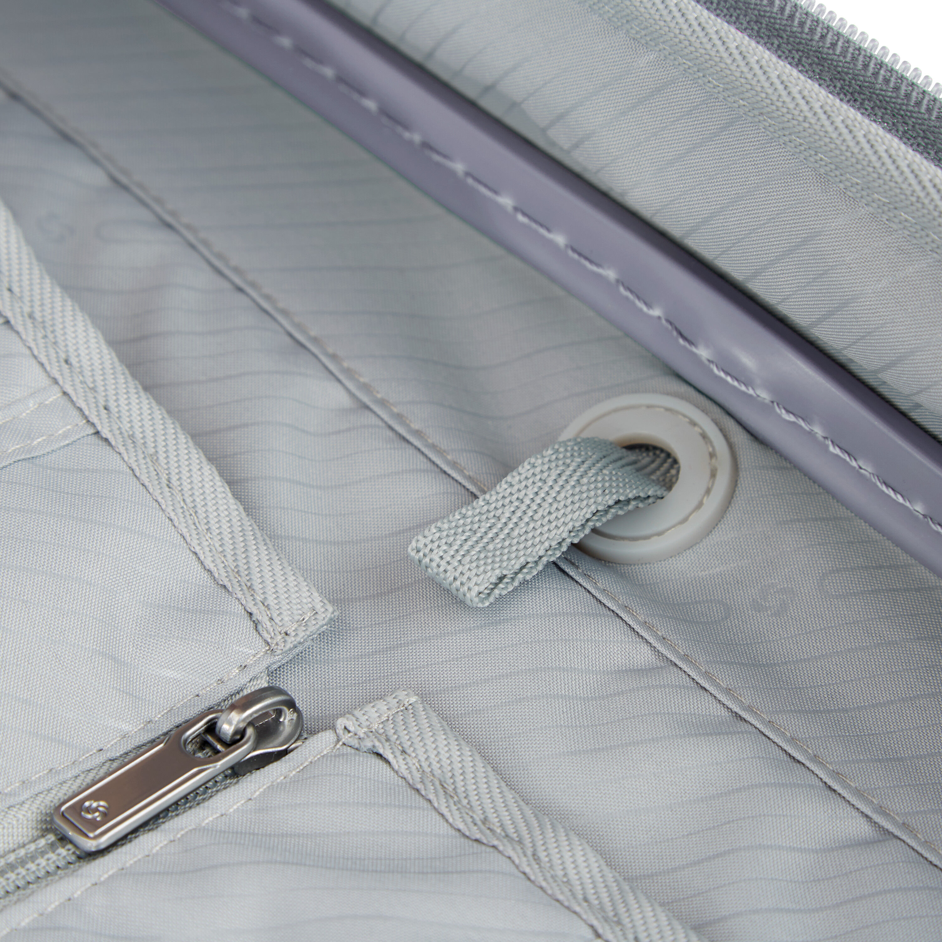 Samsonite ELEVATION™ PLUS 22X14X9 SPINNER