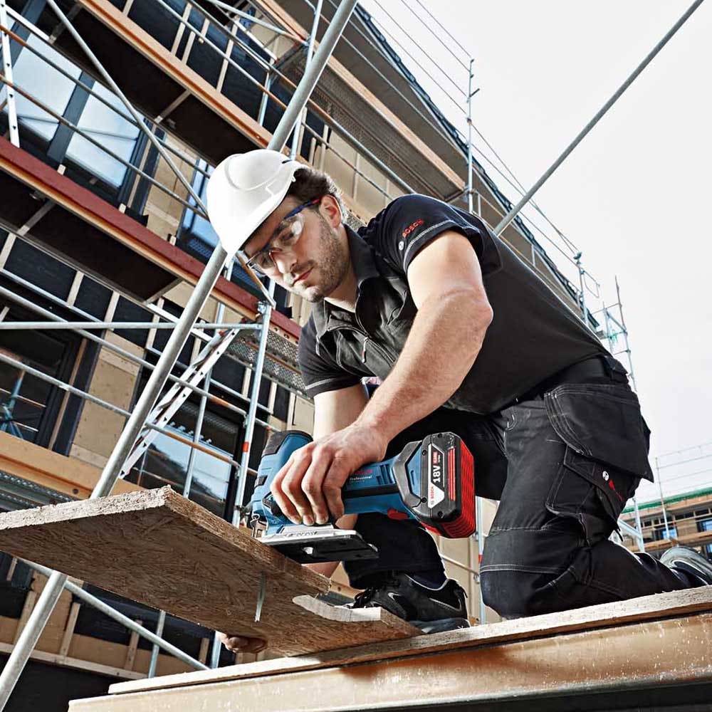 BOSCH 18V Cordless Jigsaw GST 18 V-LI B Skin 06015A6100