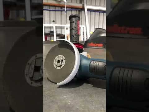 BOSCH X-LOCK�?18V Brushless 125mm Angle Grinder Skin GWX 18V-10 C 06017B0200