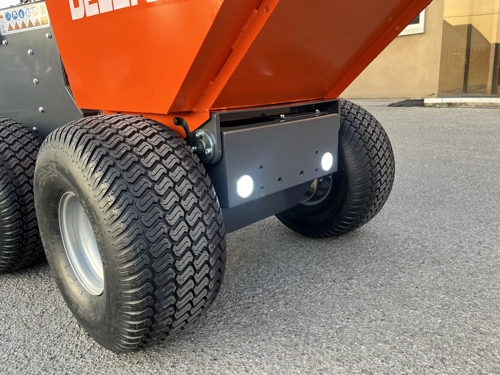 DELEKS®XE-4WDHG Electrified 4x4 Minidumper, 2 electric motors 800W/48V, hydraulic tipping, dumper body, operator platform, load 400kg, turf tires.