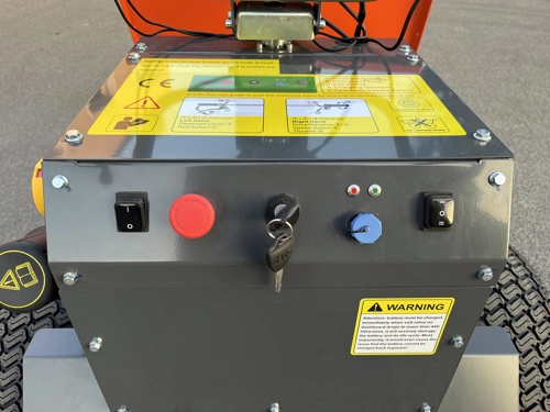 DELEKS®XE-4WDHG Electrified 4x4 Minidumper, 2 electric motors 800W/48V, hydraulic tipping, dumper body, operator platform, load 400kg, turf tires.