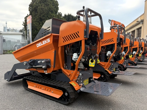 DELEKS®V3000 Self-loading tracked minidumper, hydrostatic transmission, operator platform, Briggs&Stratton engine, electric start.