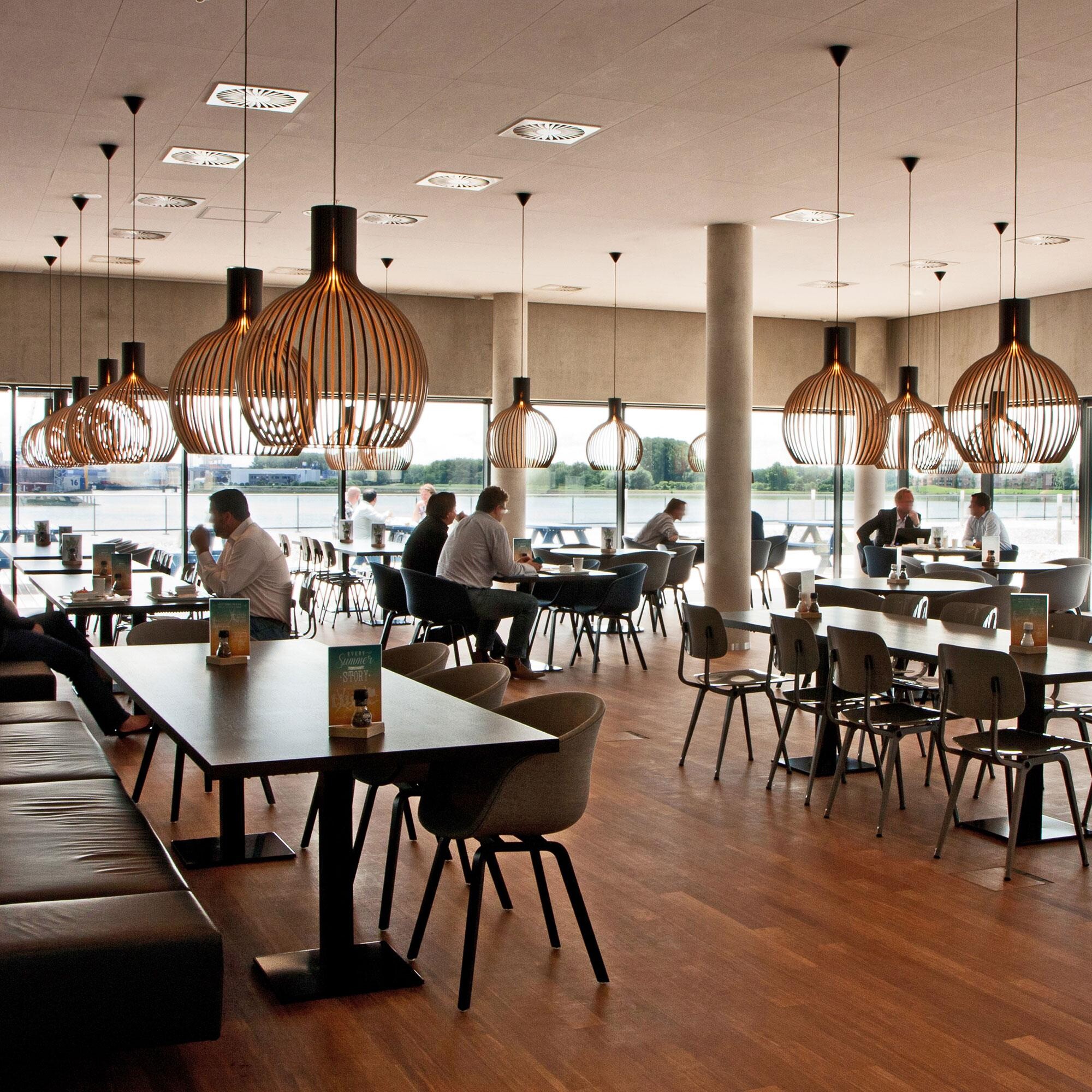 Octo 4240 Suspension Lamp