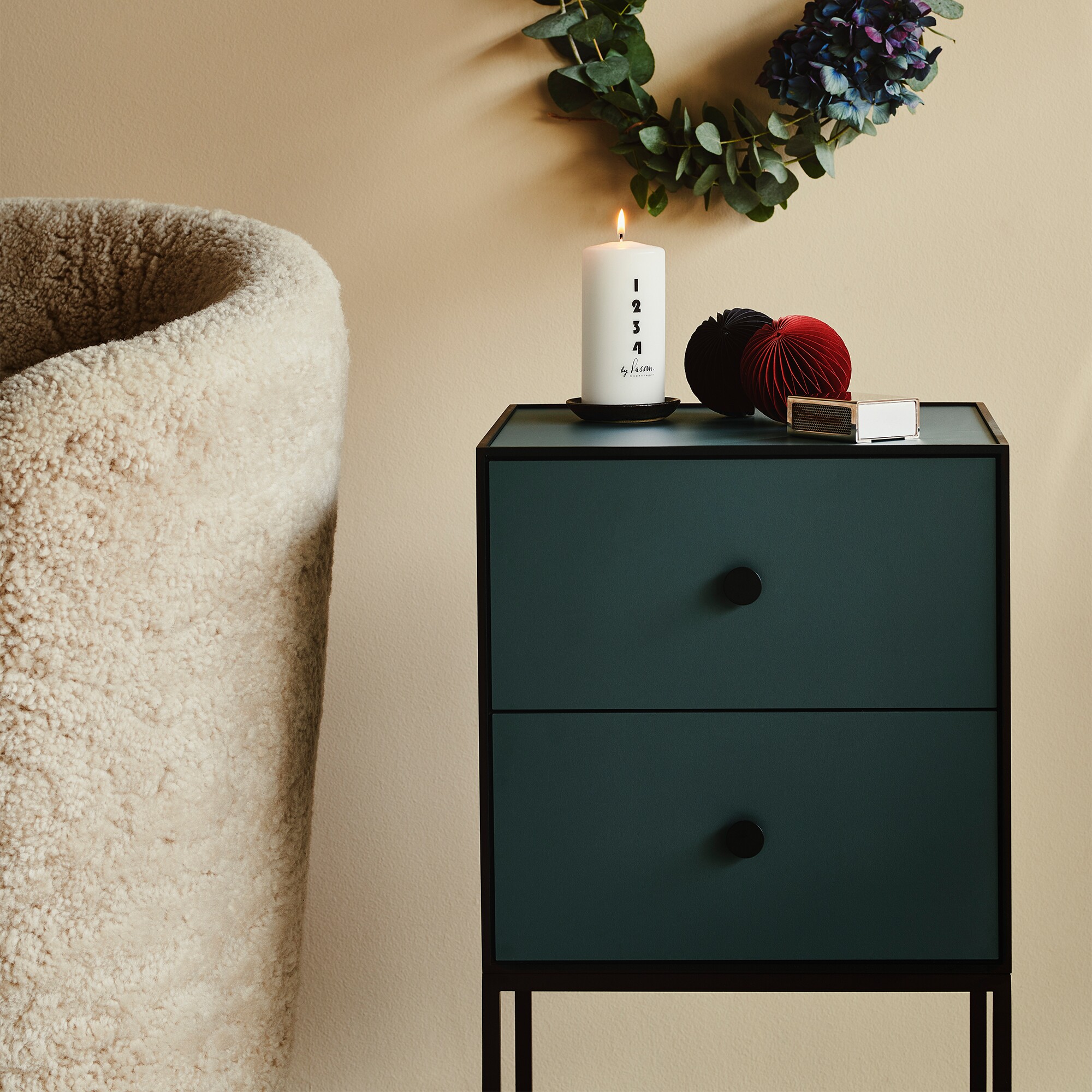 Frame 35 Sideboard with 2 Drawer