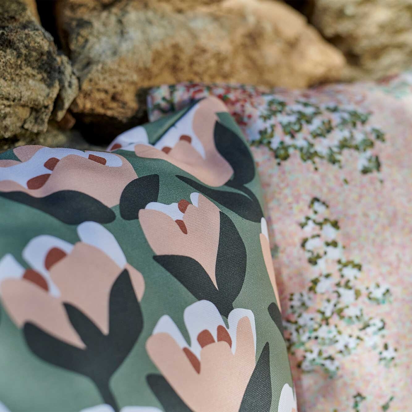 Bouquet Sauvage Pixels Outdoor Cushion 44x44cm