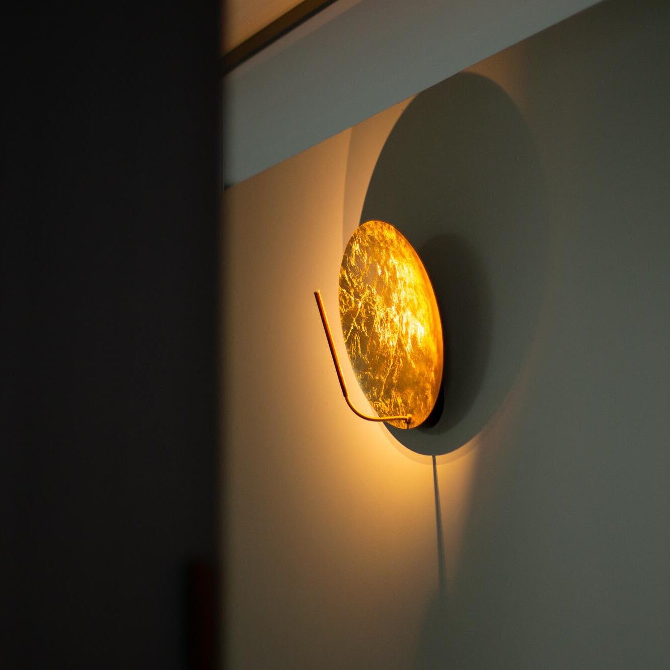 Luna W LED Wall Lamp