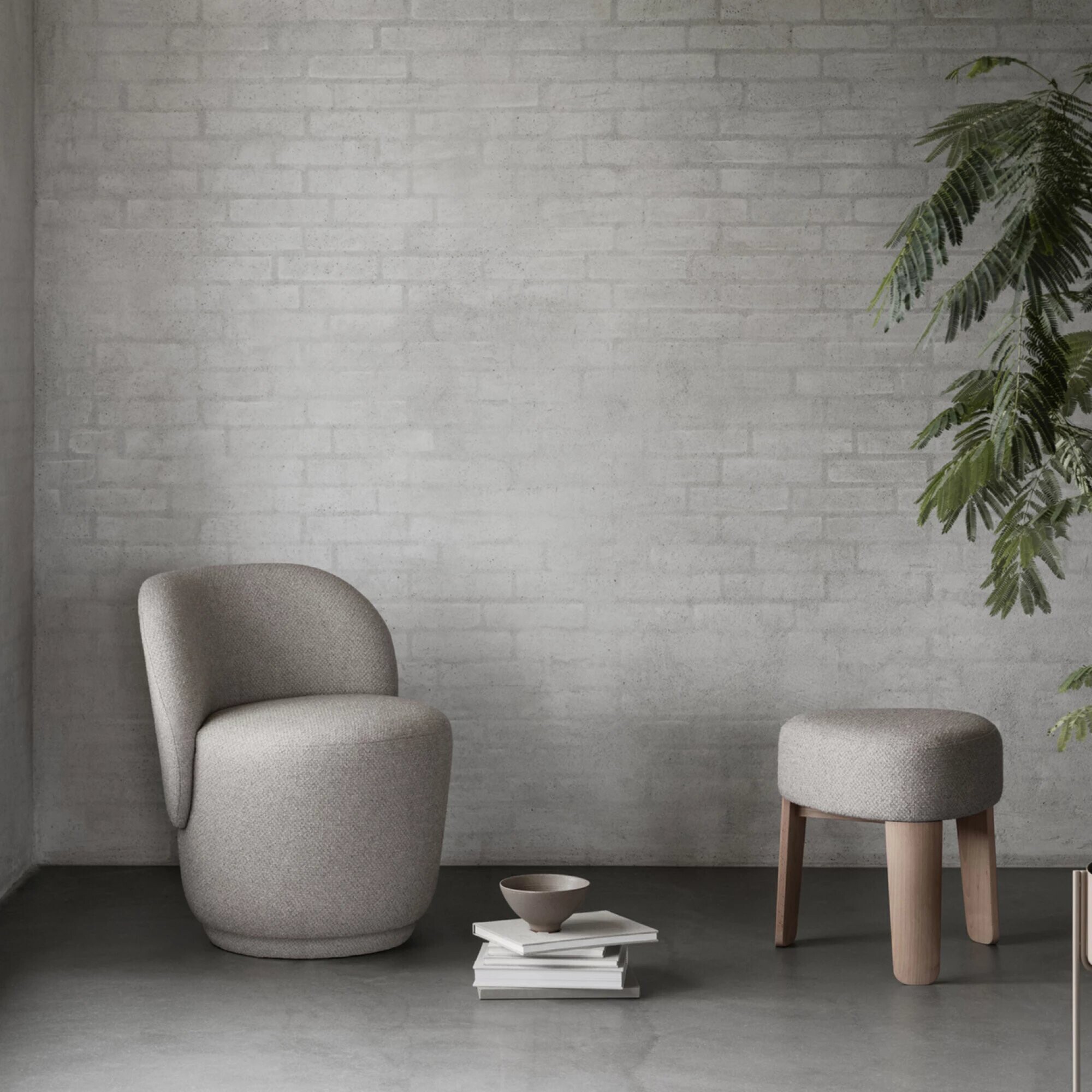 Kuon Armchair