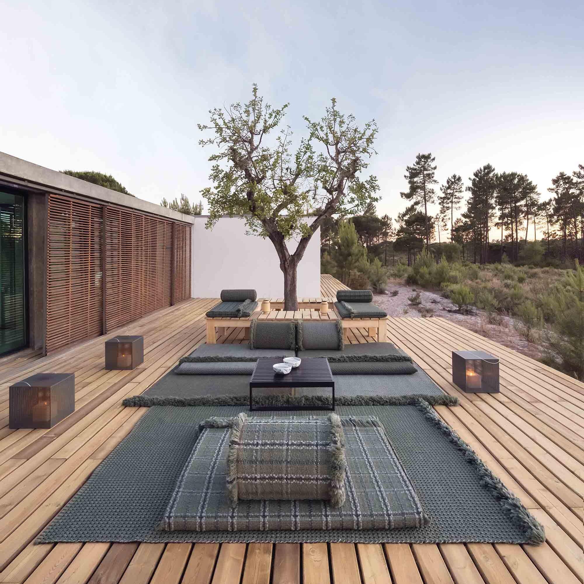 Garden Layers Big Roll Cushion