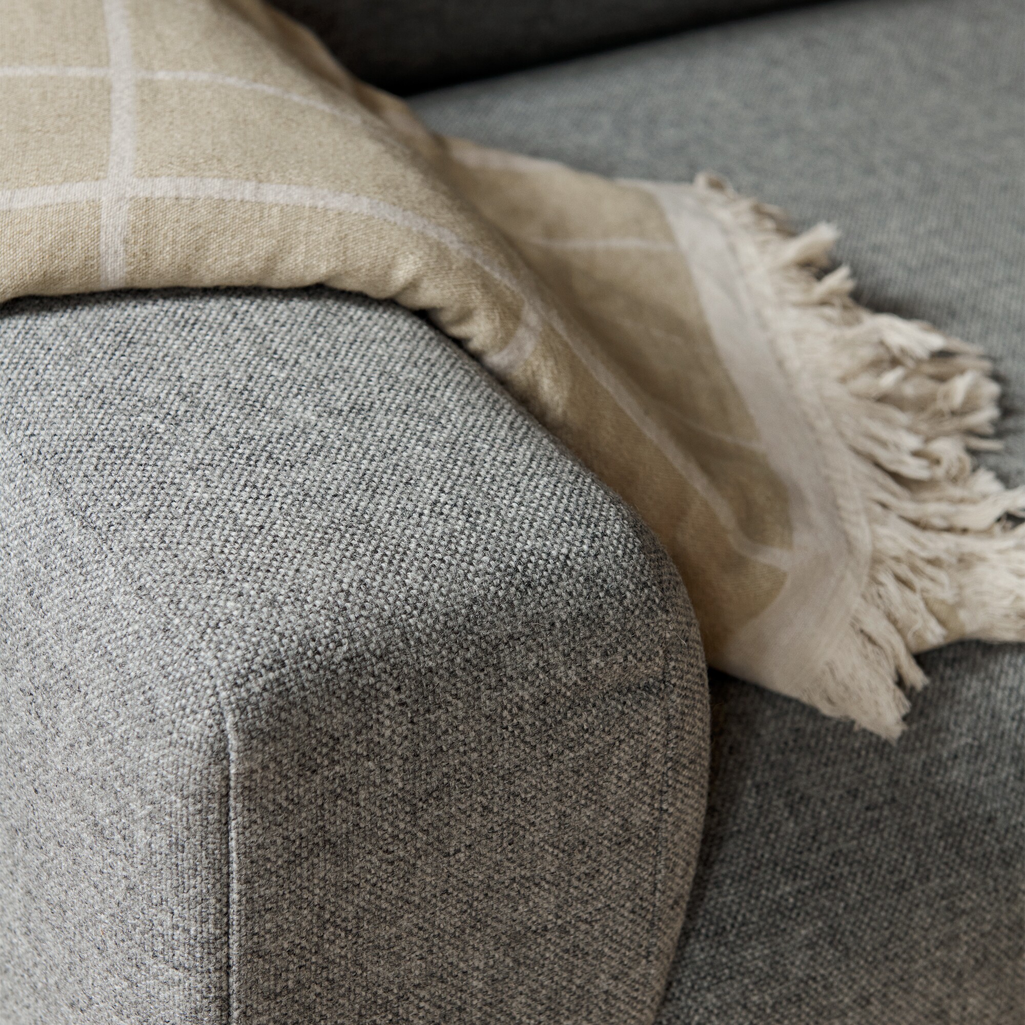 Develius 3-Seater Sofa 309x70x89cm