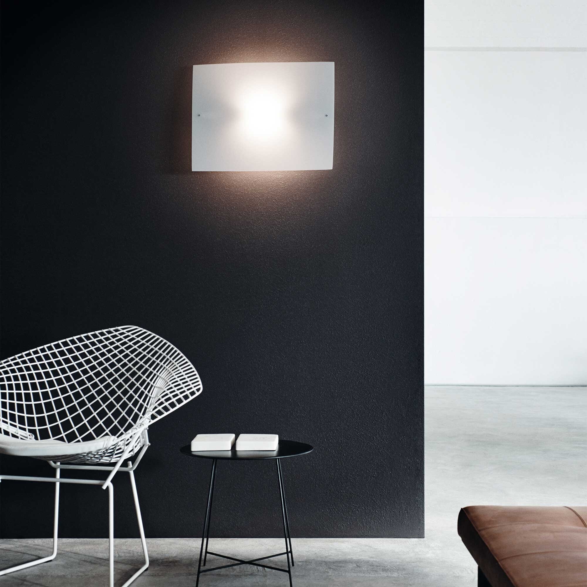 Folio Grande Wall Lamp