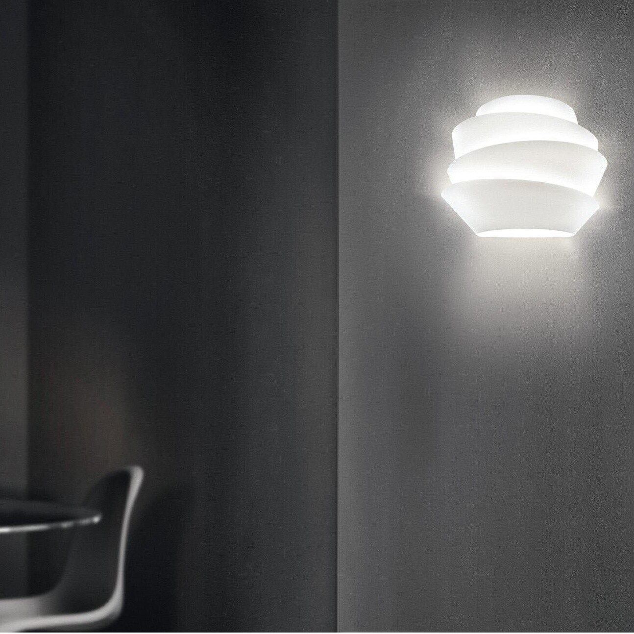 Le Soleil Wall Lamp