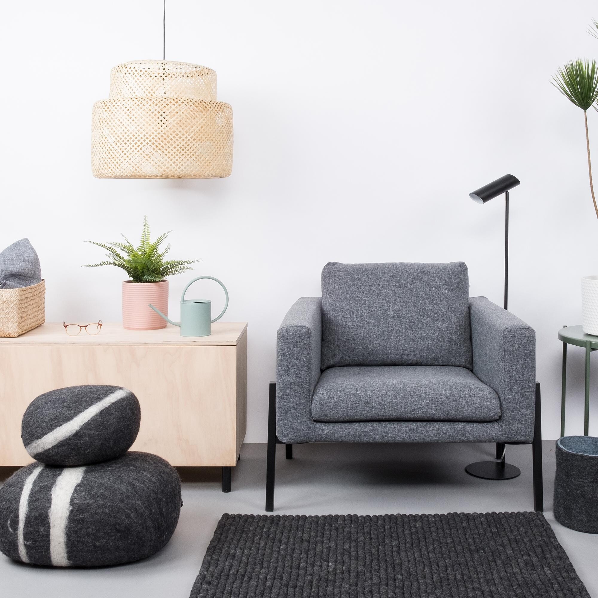 Hugo Felt Ball Rug rectangular