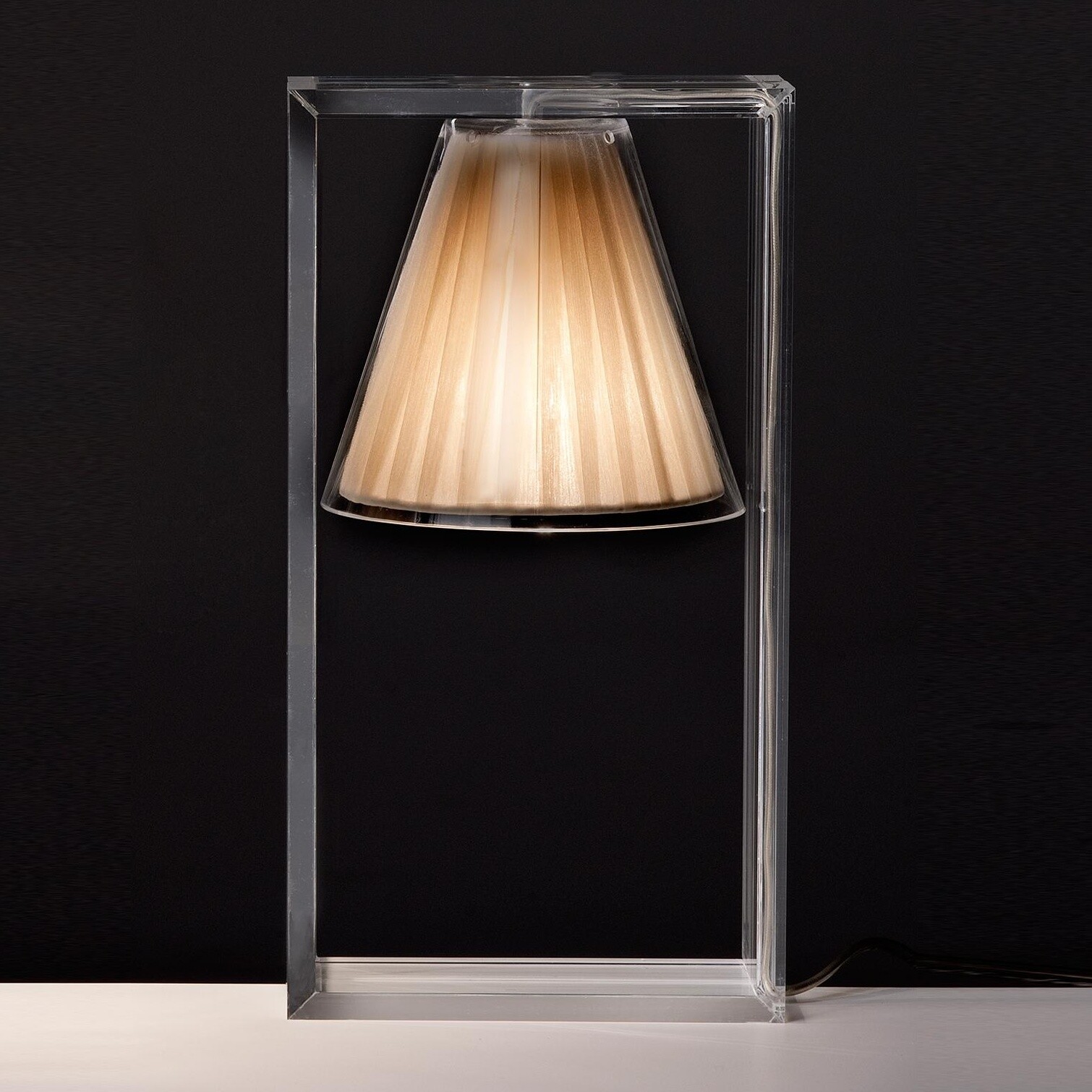 Light-Air Table Lamp With Fabric