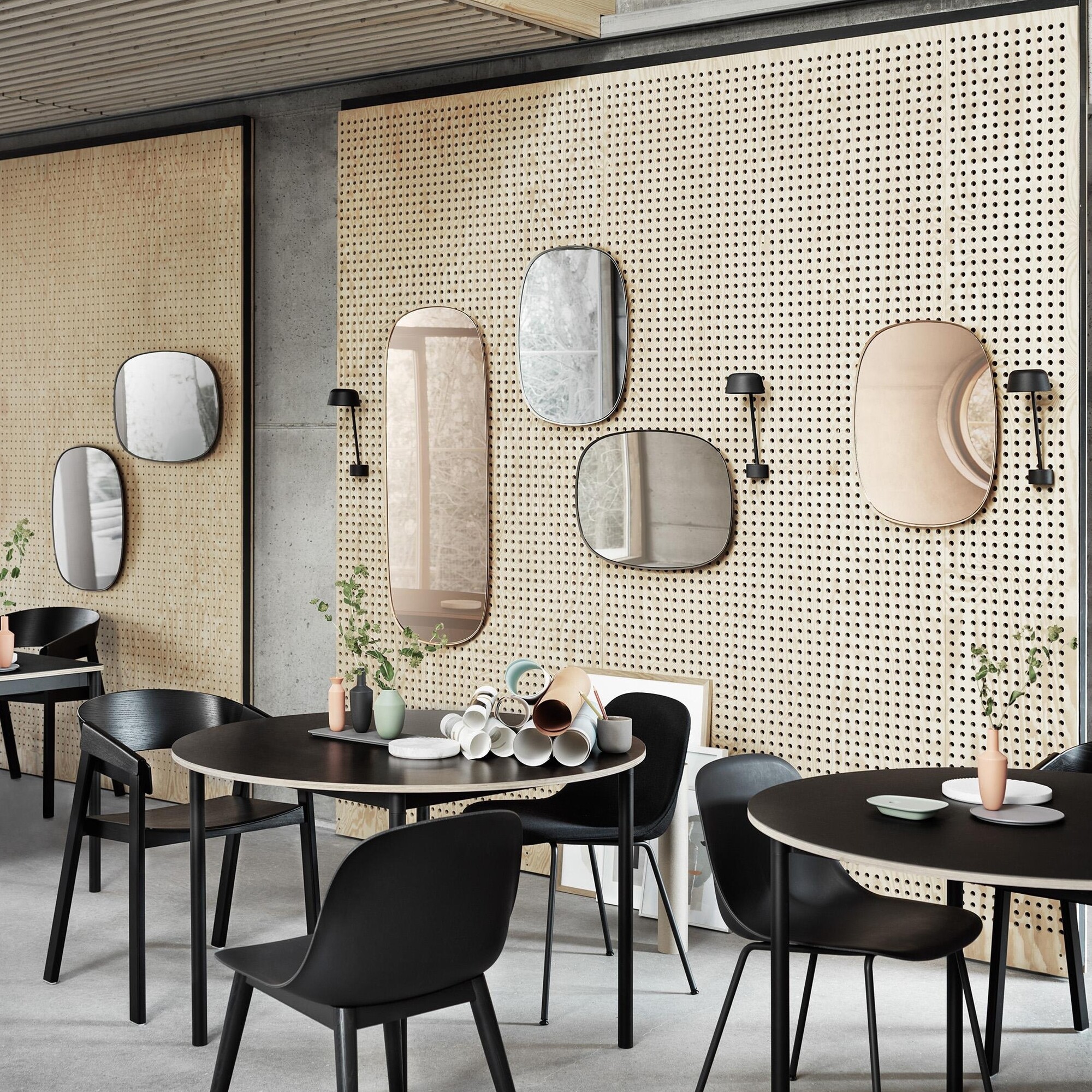 Muuto Framed Mirror 118x44,5cm