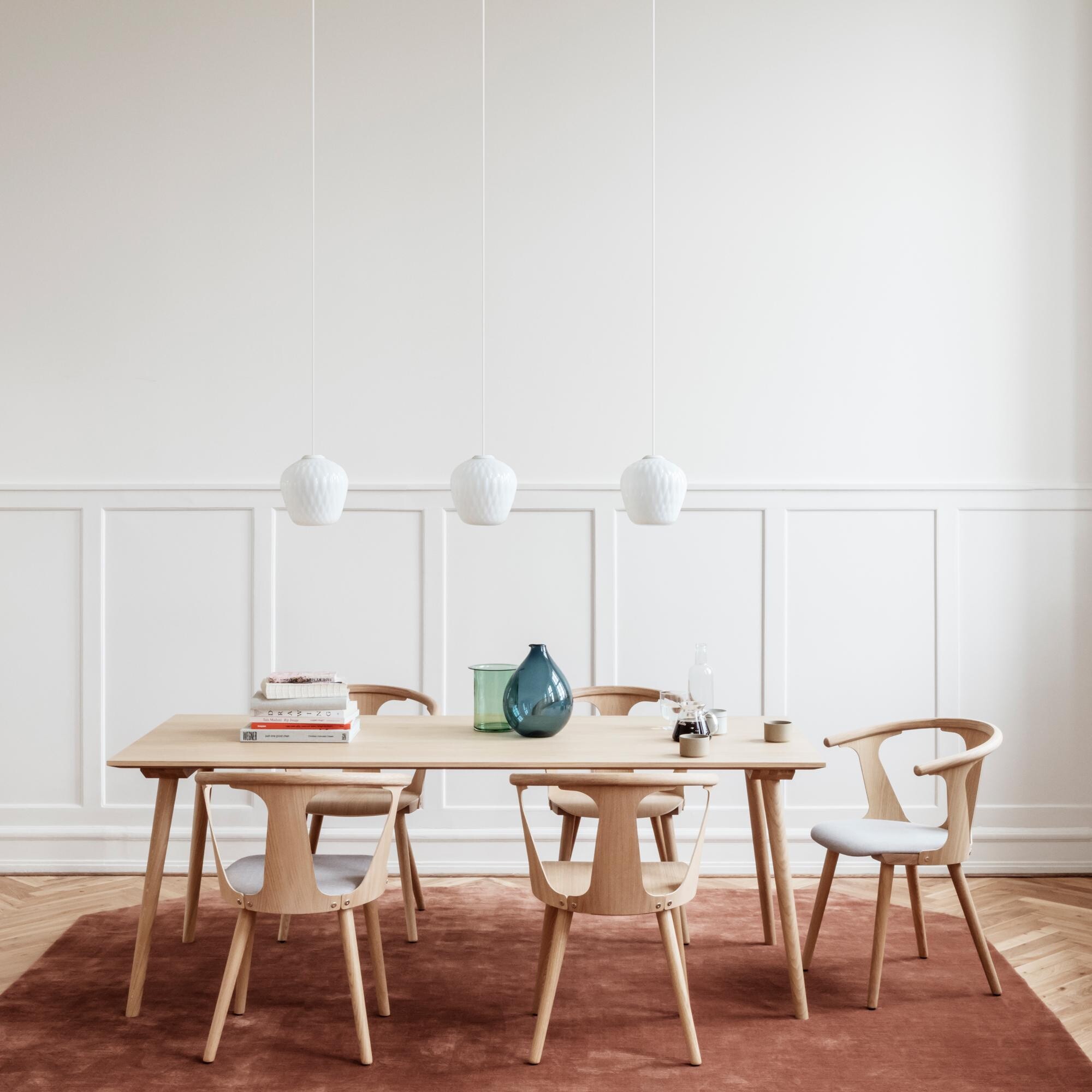 In Between SK1 Chair