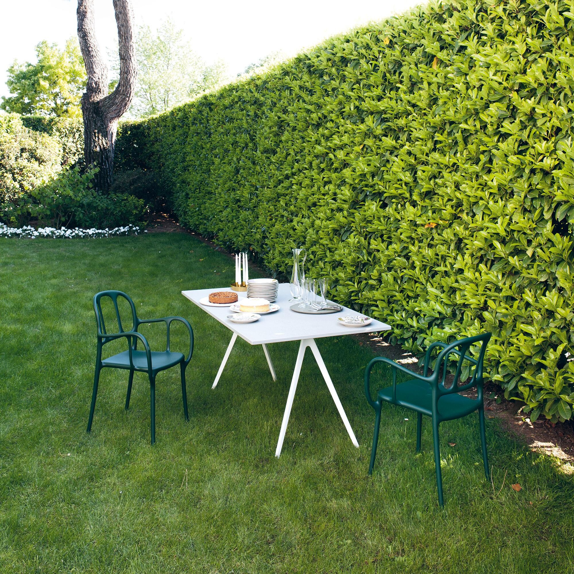 Milà Outdoor Armchair