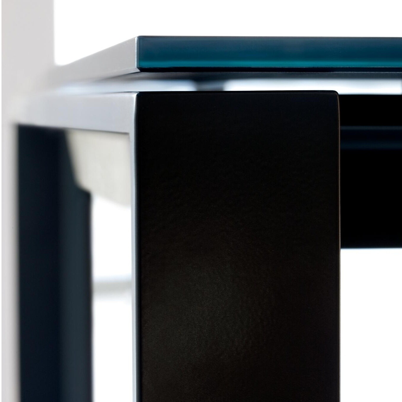 Apta P134 Dining Table Fix