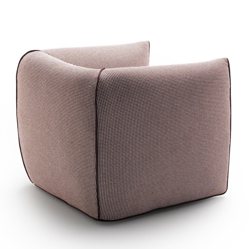 Mia Armchair