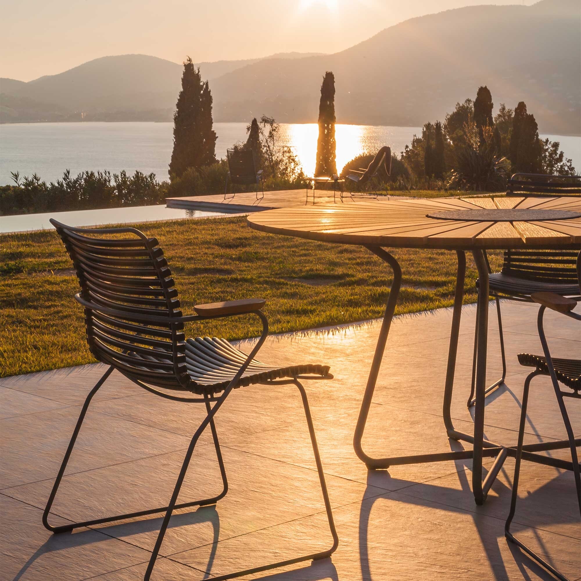 Circle Outdoor Table Ø 150cm