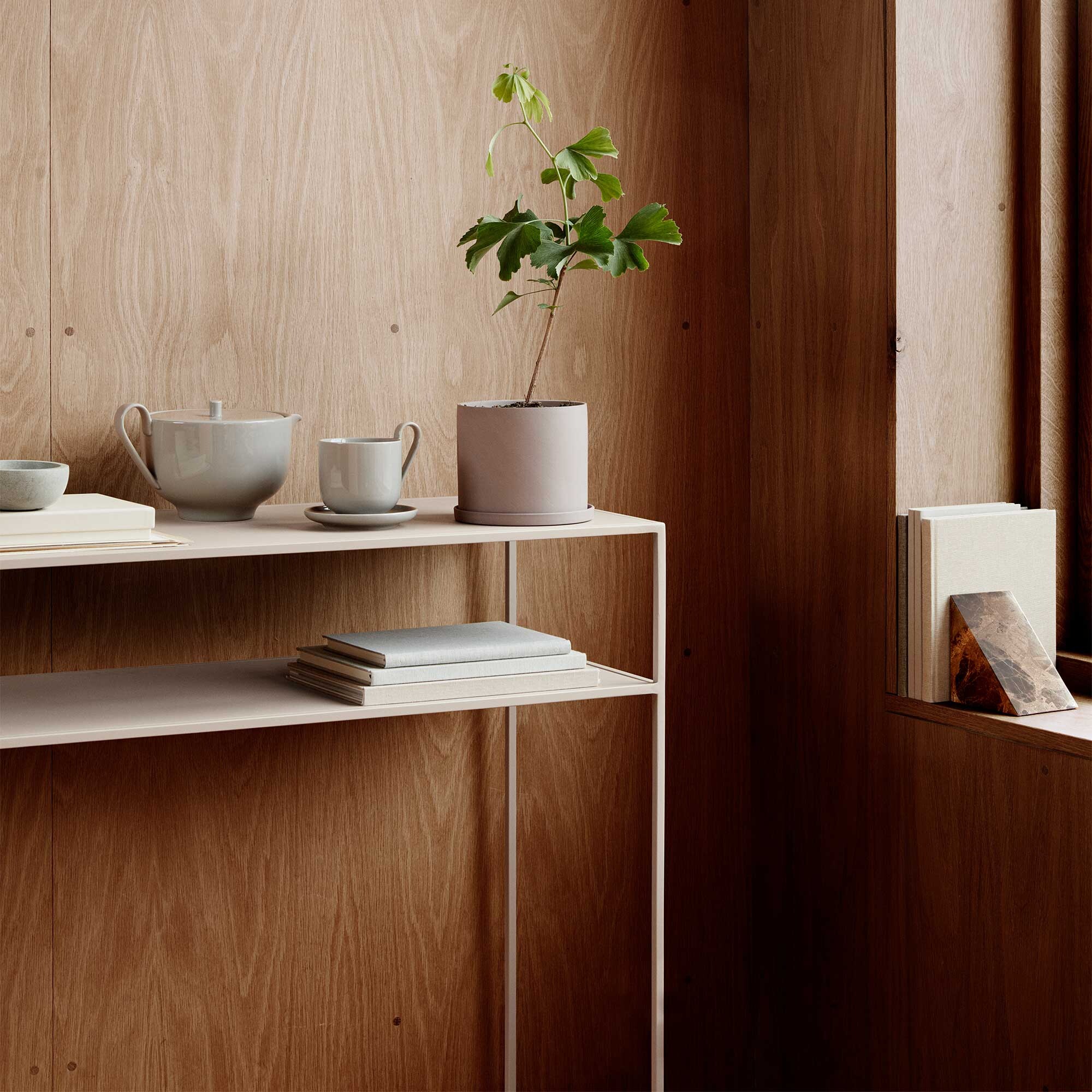 Fera Console Table