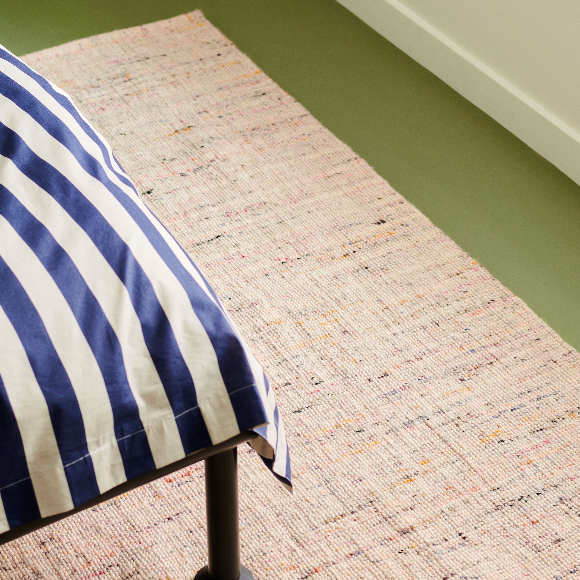 Crayon Rug 300x400cm