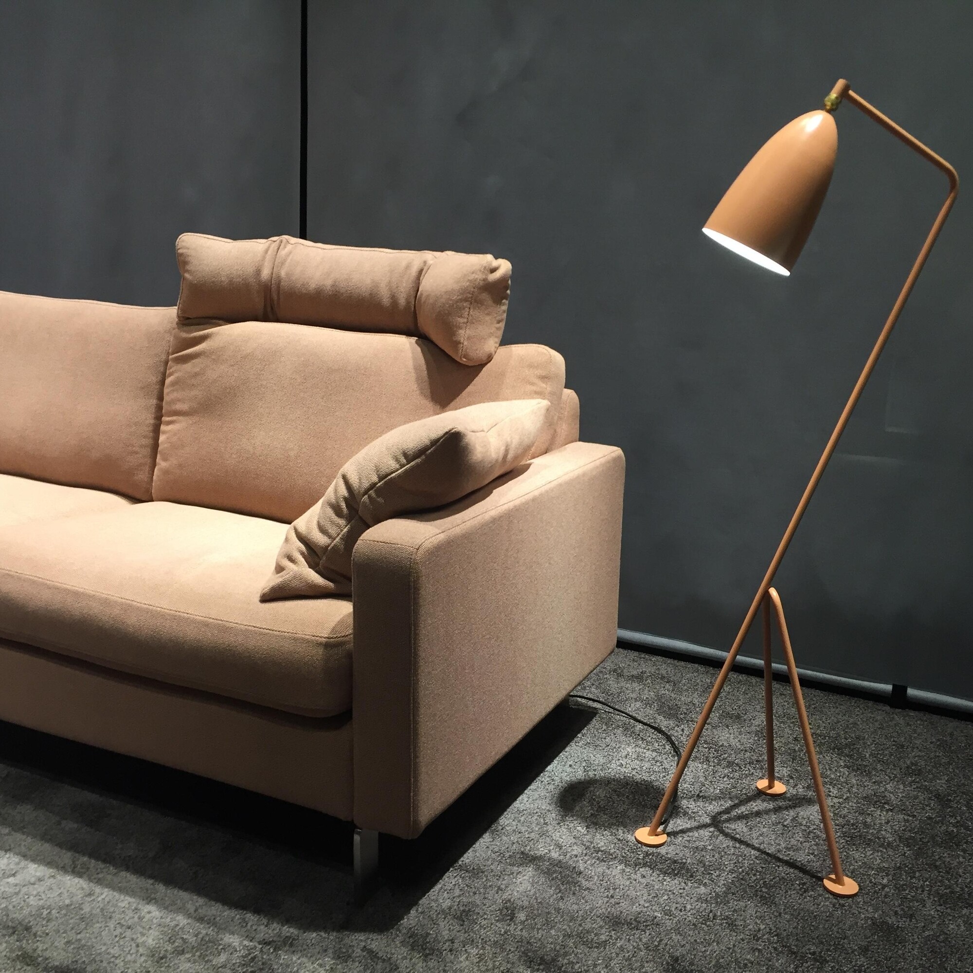 Gräshoppa Floor Lamp