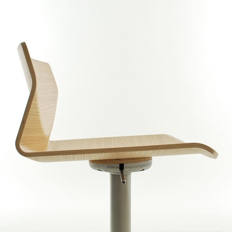 Kai S39 Bar Stool Seat Oak 54-79cm