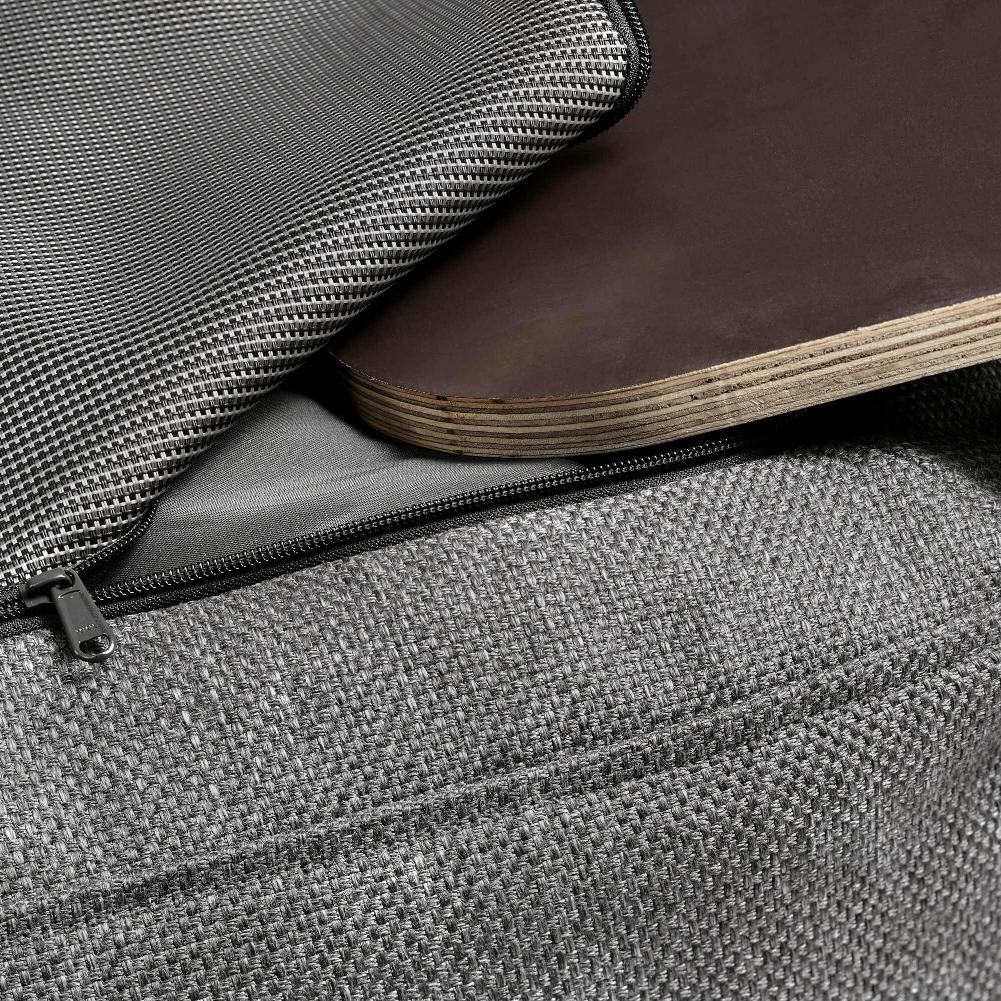 Grow Base Plate with Feet for Modules