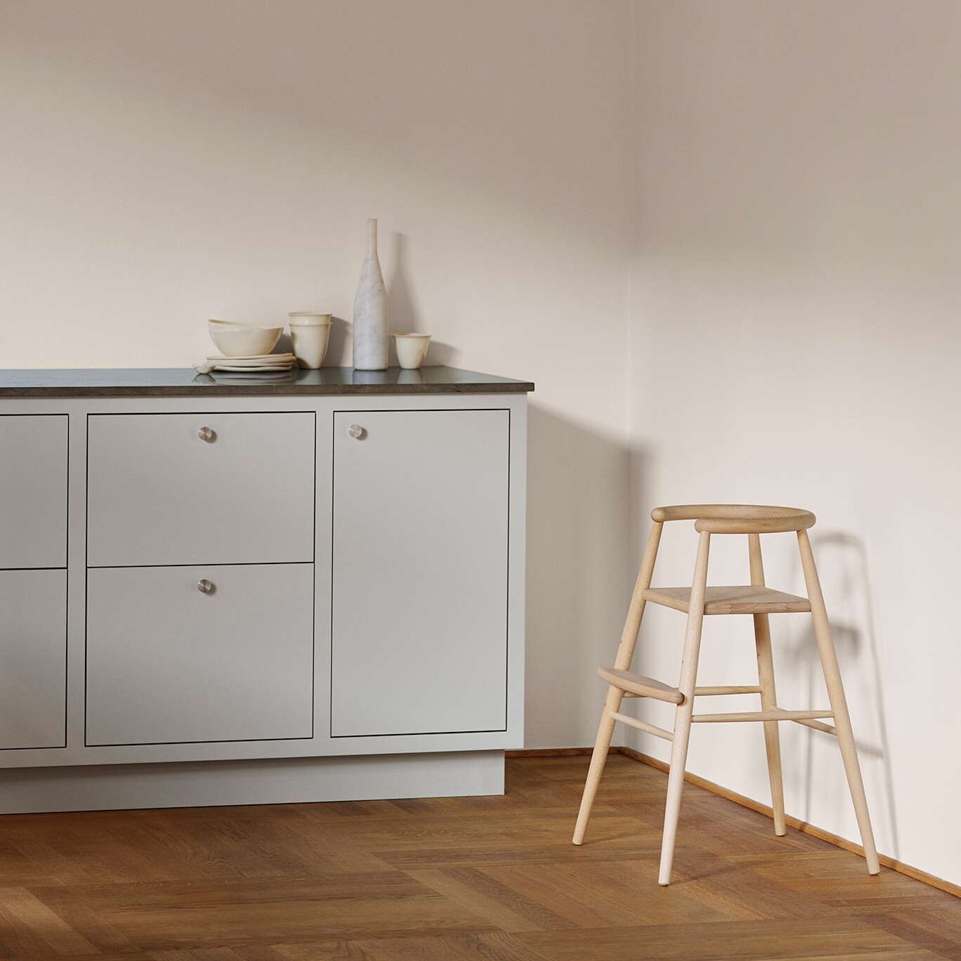 ND54 High Chair With Baby Seat