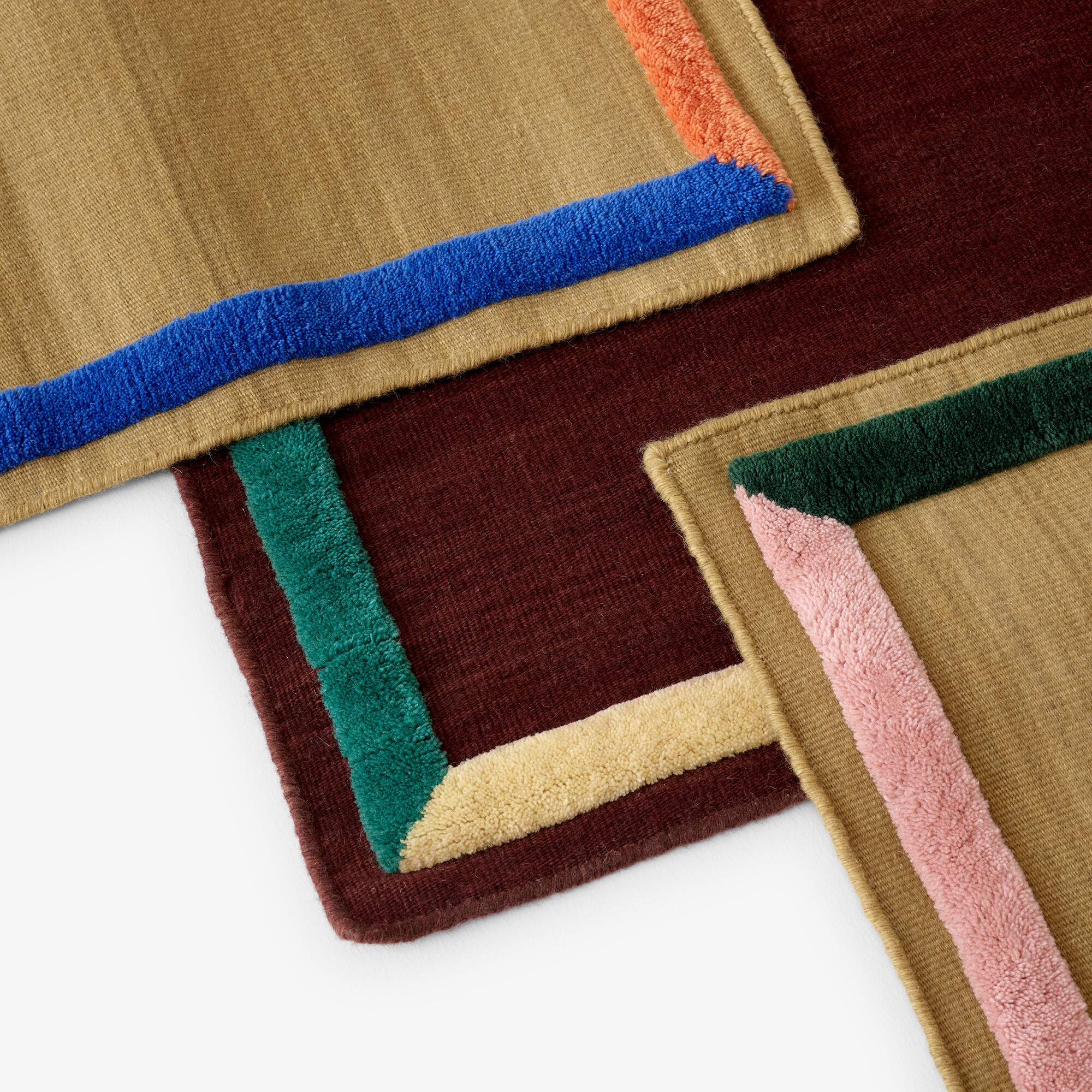 Framed AP14 Carpet Runner 90x240cm