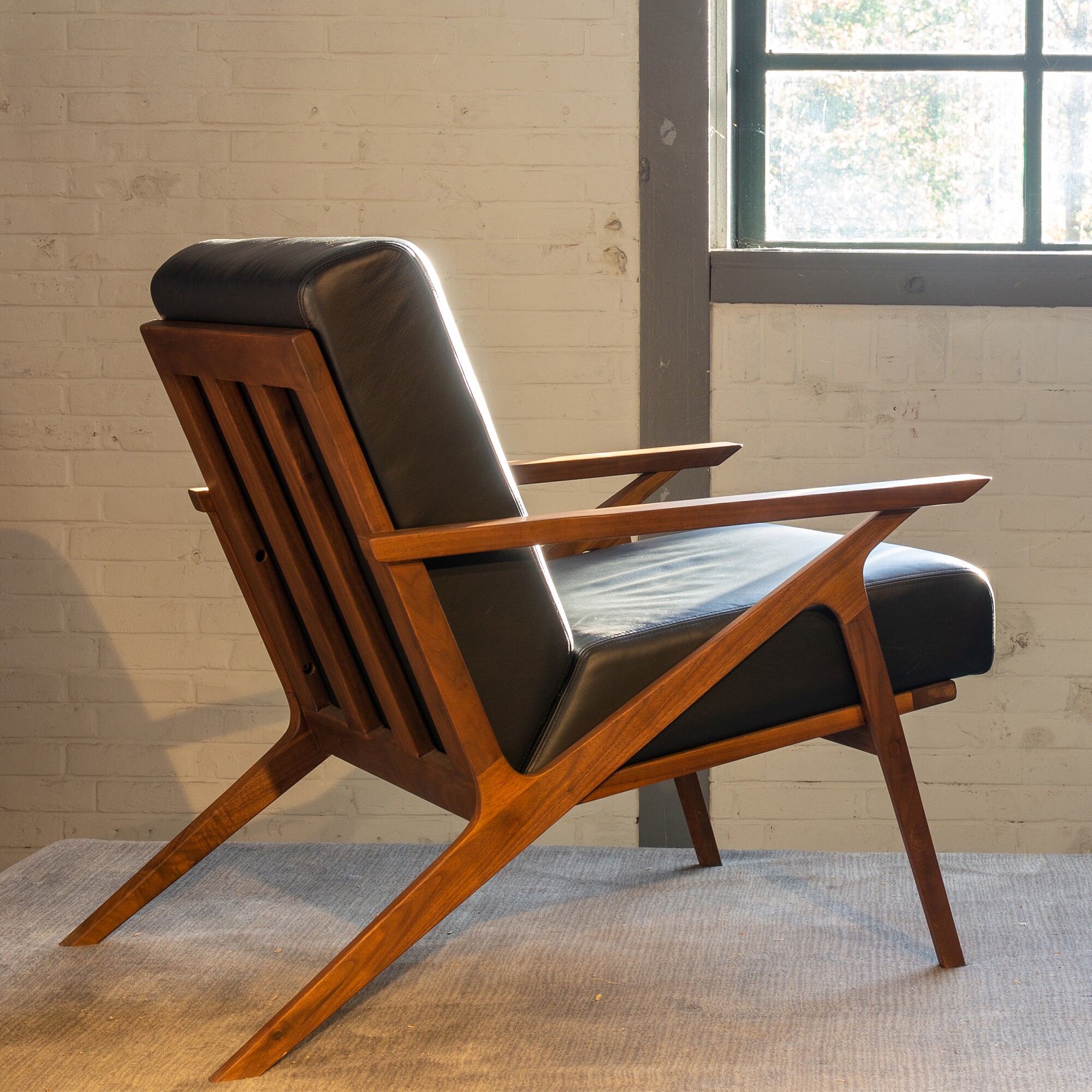 Jesper Lounge Chair