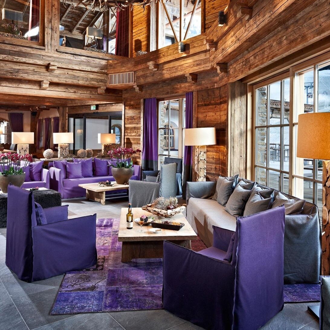 Ghost 14 Sofa 260x85cm