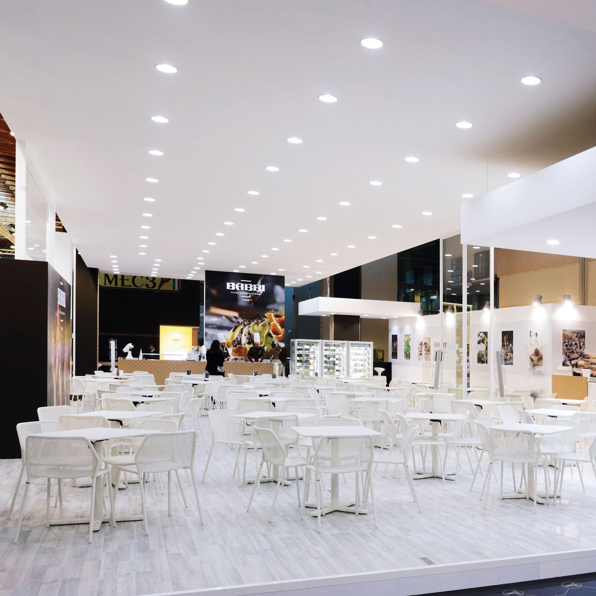 Darwin Garden Table 80x80cm Foldable