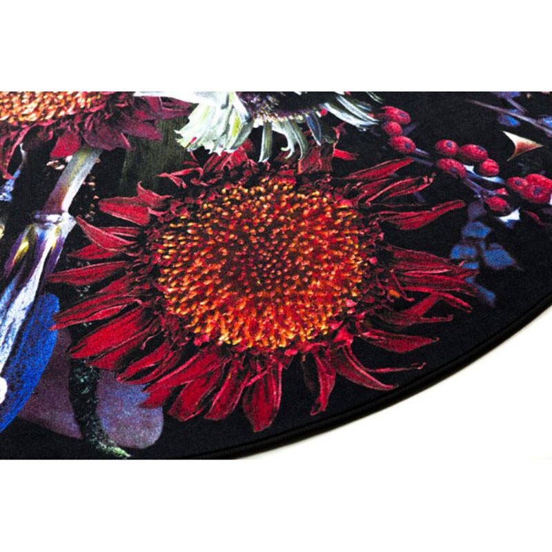 Fool's Paradise Carpet Round