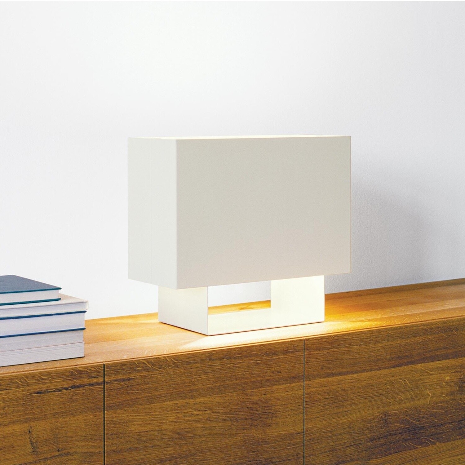 e15 LT01 Seam One Table lamp