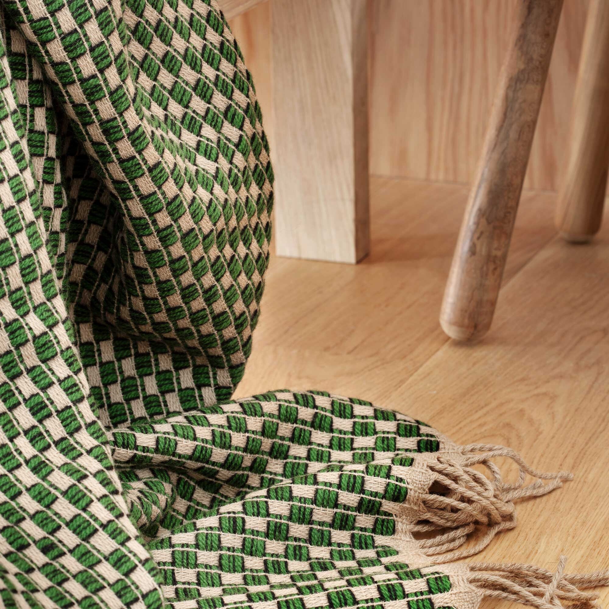 Isak Plaid/Throw 150x210cm