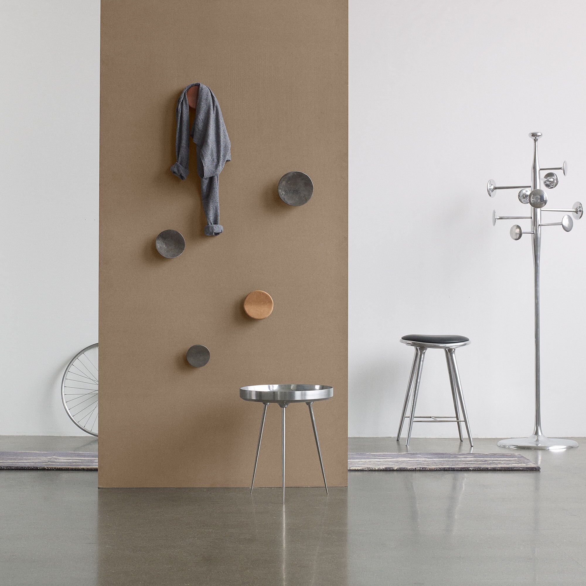 High Stool Aluminium Base H 69cm