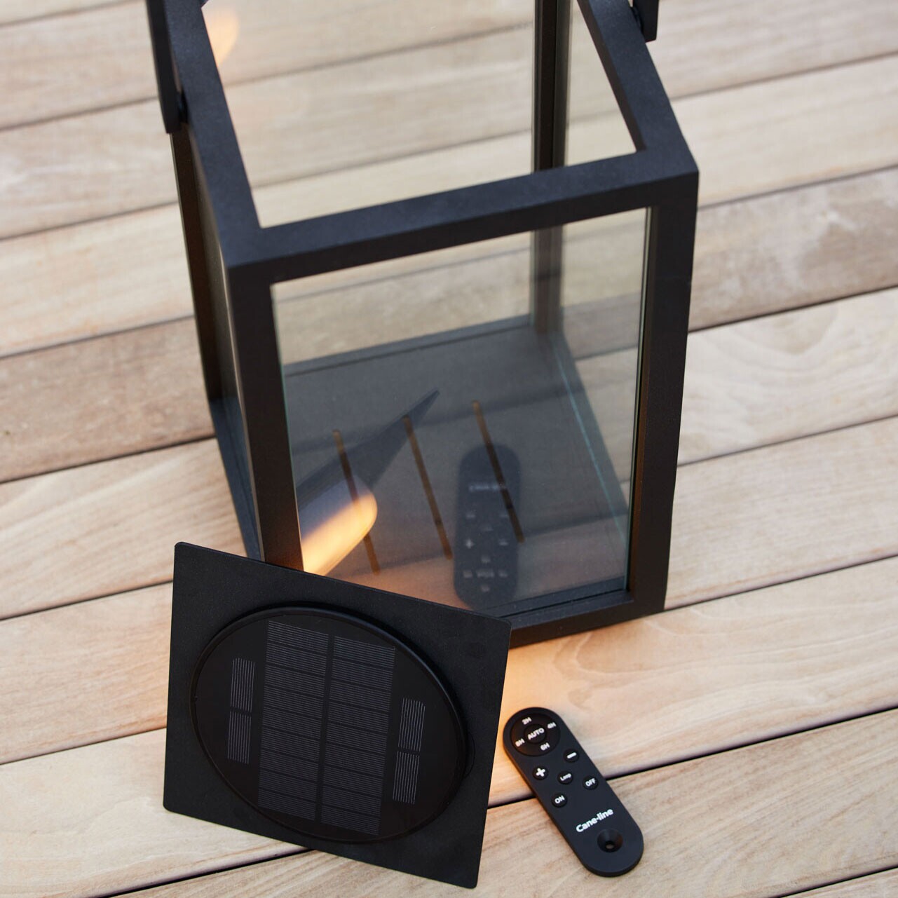 Lighthouse Lid with solar LED