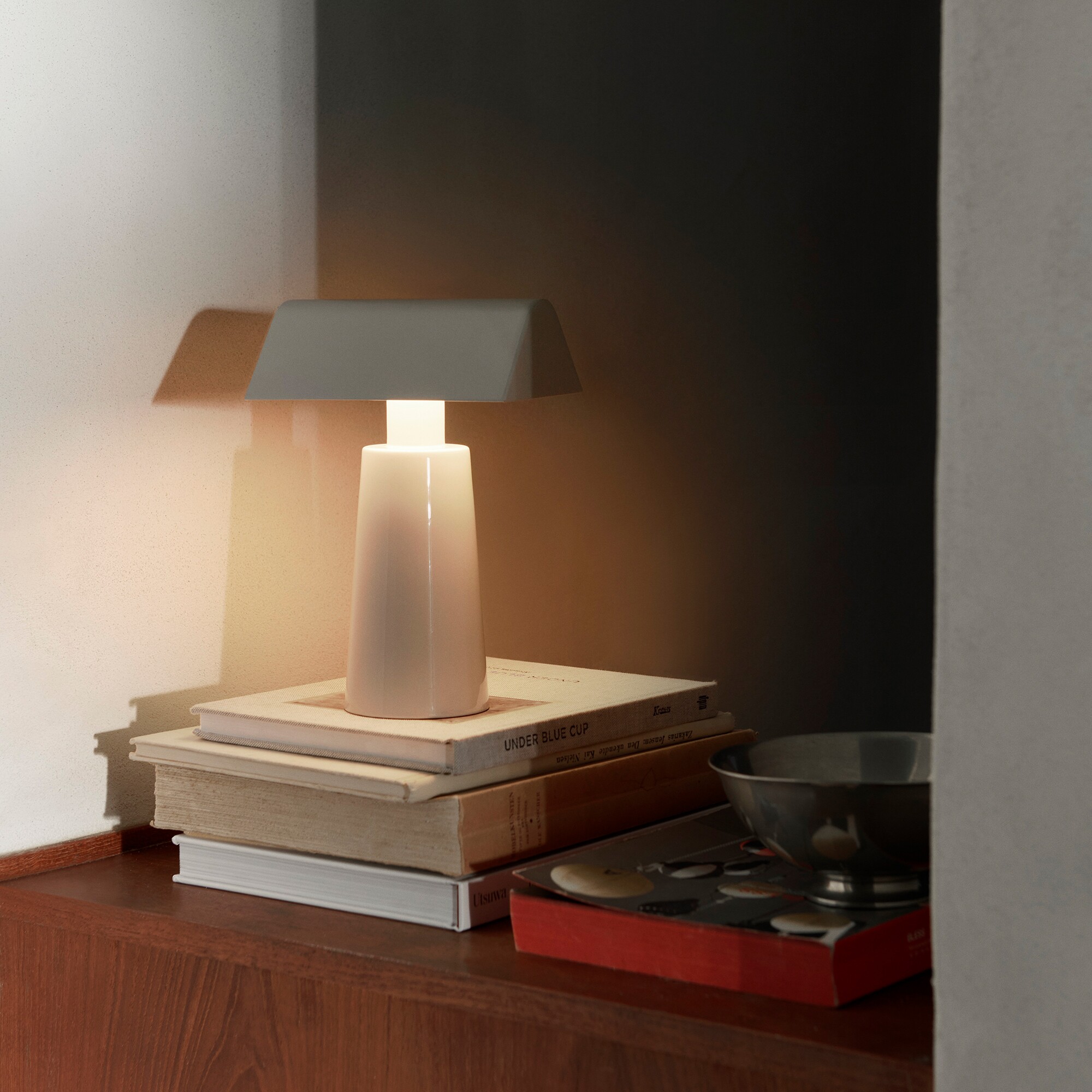 Caret MF1 LED Table Lamp with Battery