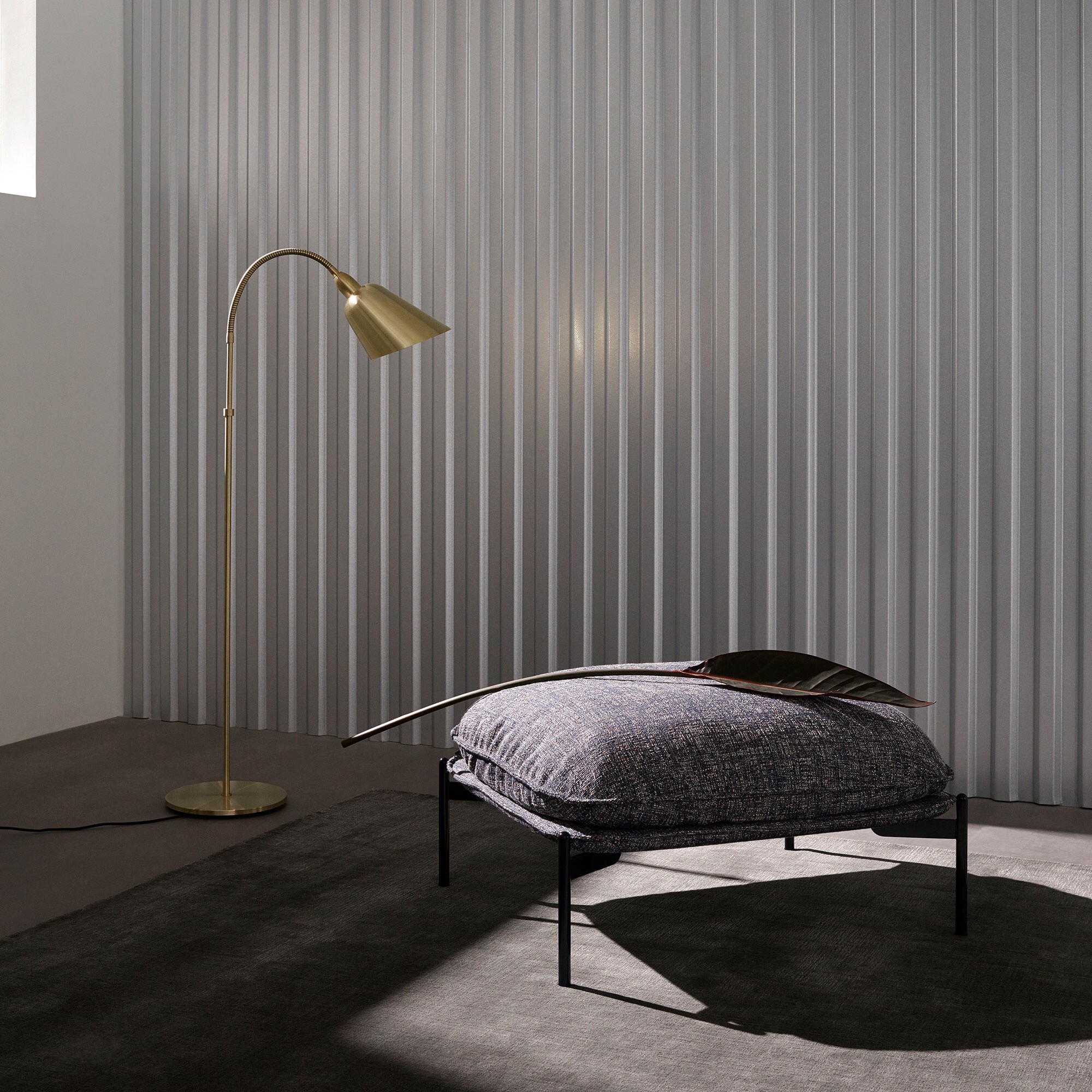 Bellevue AJ7 Floor Lamp