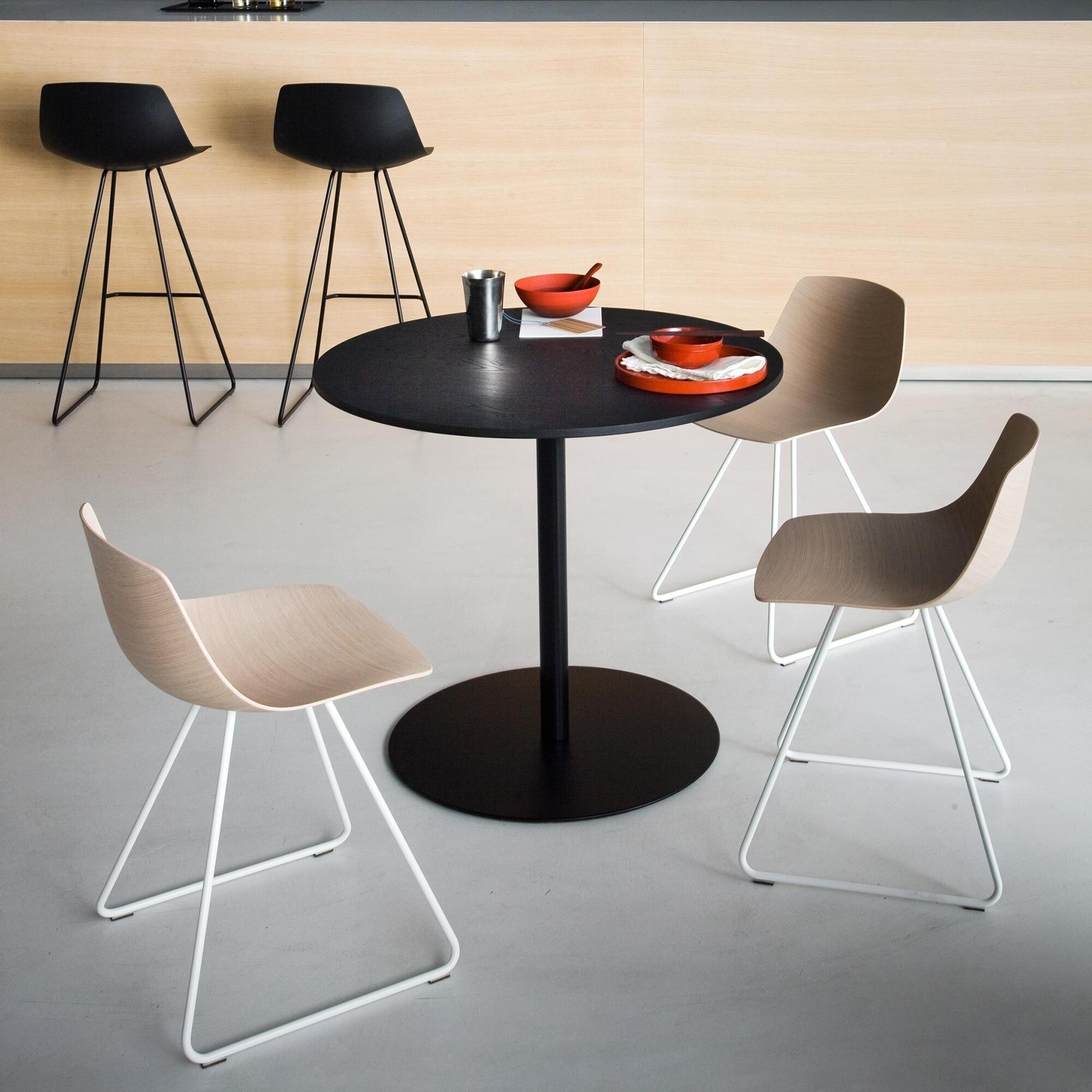 Brio Bistro Table Frame Black Round H72cm