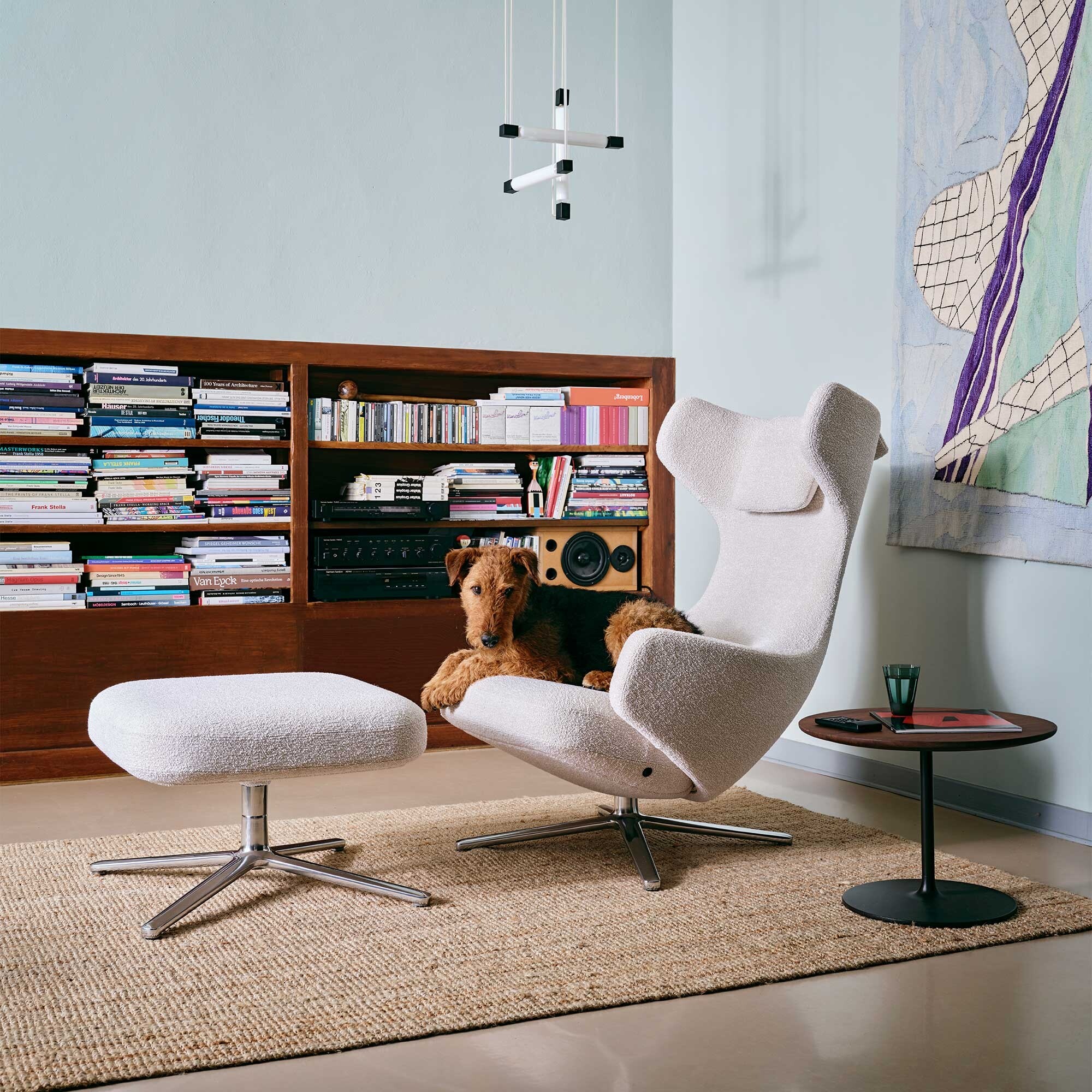 Grand Repos Lounge Chair & Ottoman Fabric