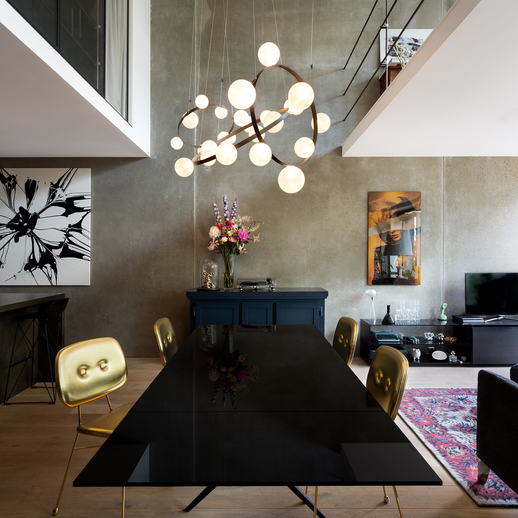 Hubble Bubble 11 LED Suspension Lamp