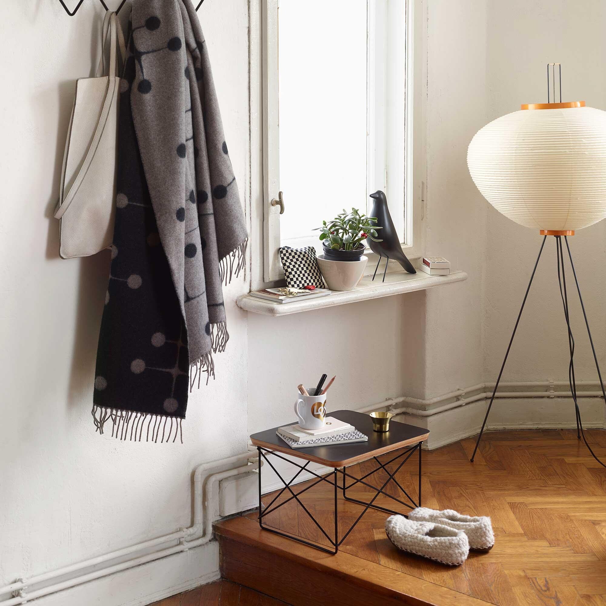 Occasional Table LTR Side Table Basic Dark