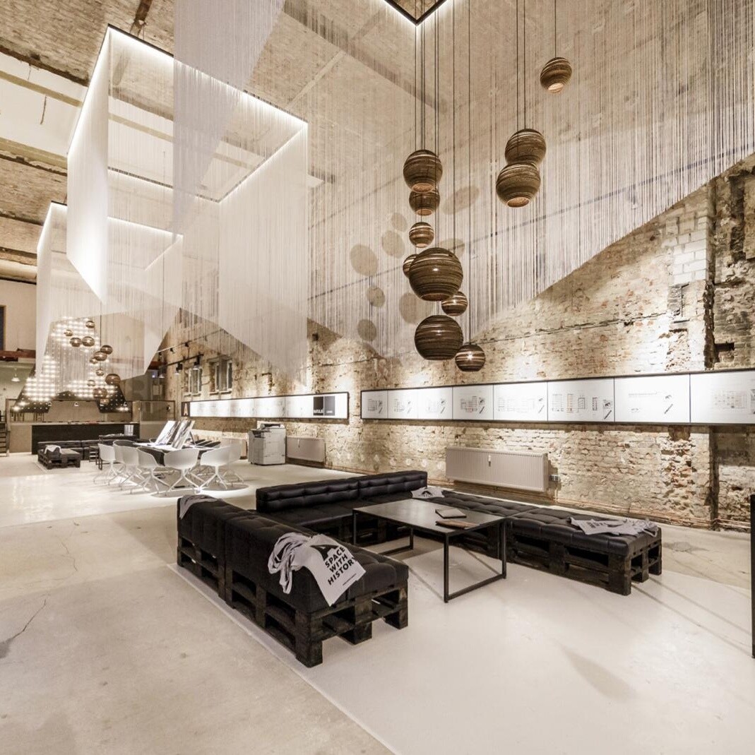 Moon Suspension Lamp