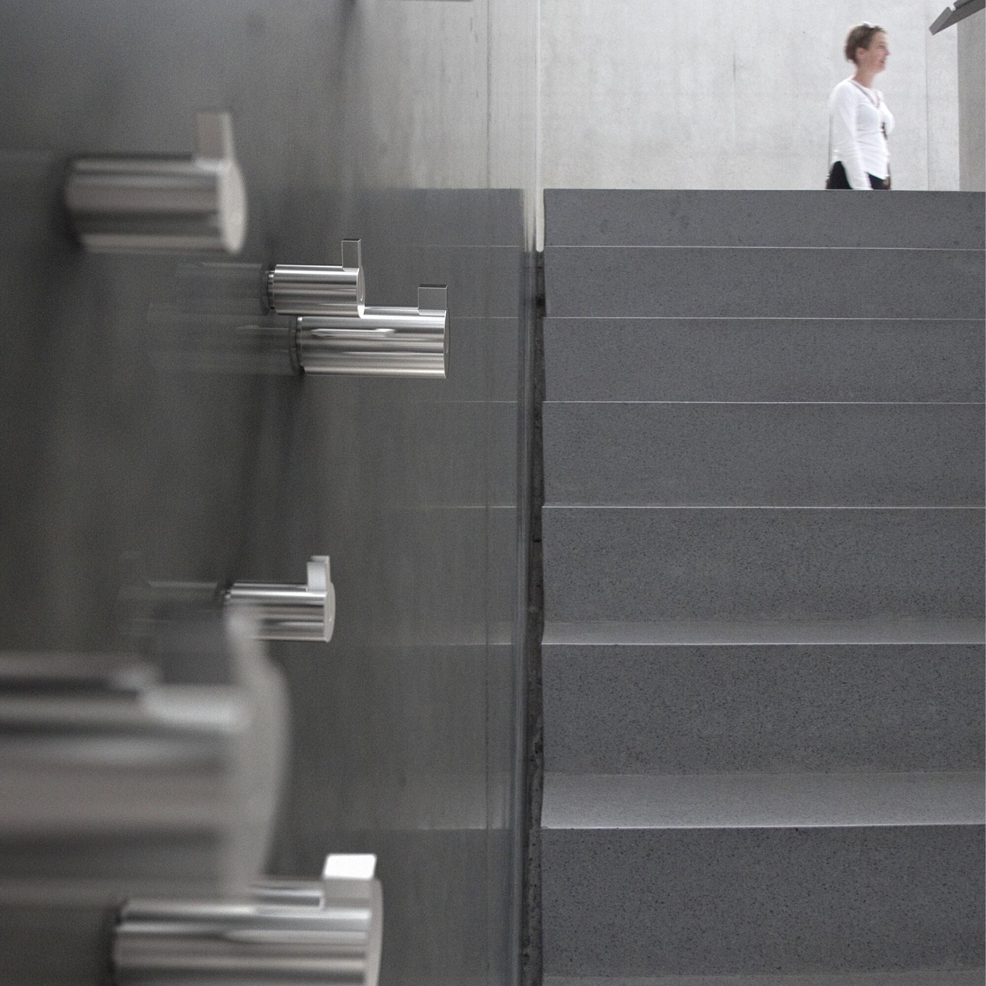 Nova2 6 Wall Hook Set of 2